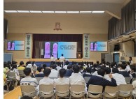 與「香港中國婦女會馮堯敬紀念中學」合辦 「朋輩調解培訓」 ( 2026年3月至5月《共四課》 )